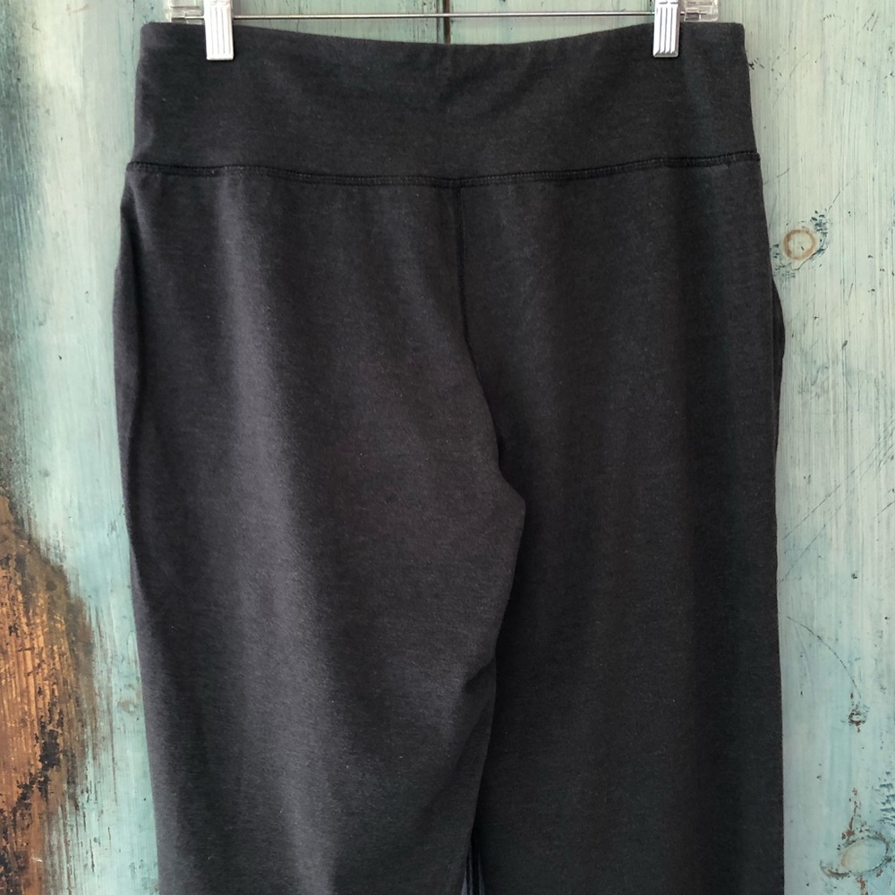 Champion relaxed fit charcoal gray athletic pants for working out/running around - Picture 3 of 7